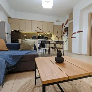 https://cozy-apartment-near-the-city-bendevis.rethymnohotels.net